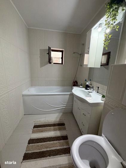 Apartament cu 3 camere decomandat în Buzaului