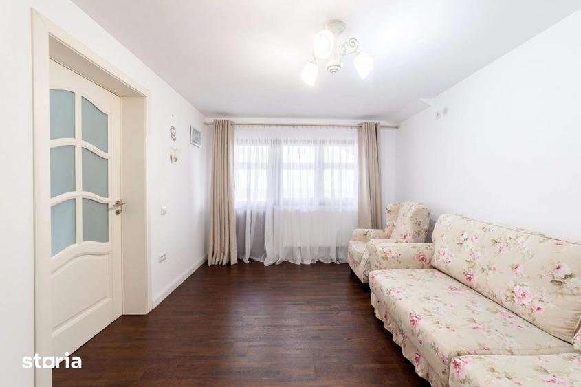 Casă cu 3 camere cu Teren 477 Mp în Bradu