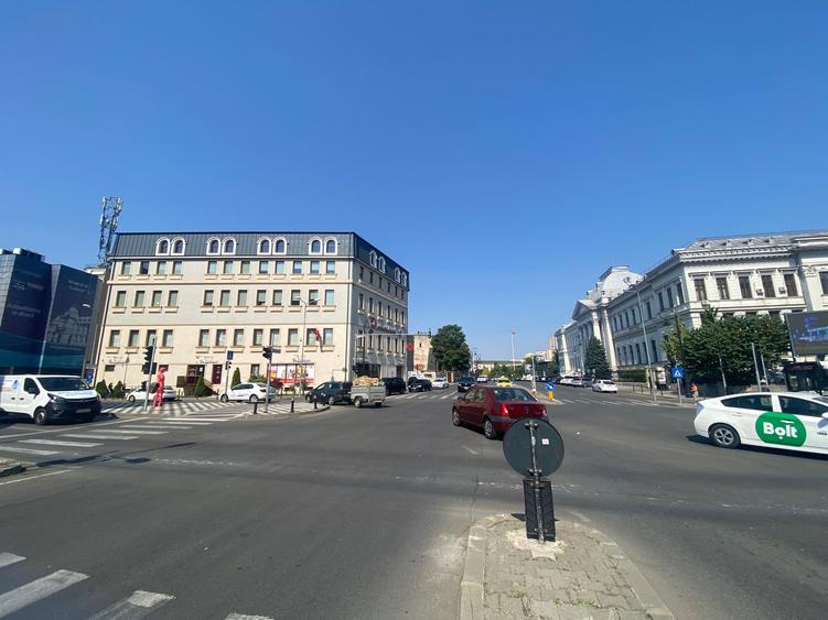 Spațiu comercial, de 500 mp, în Central