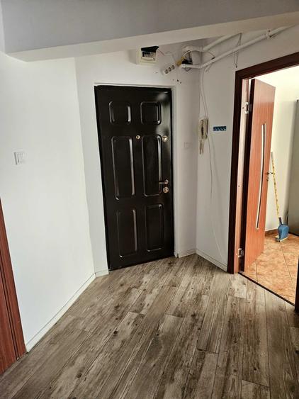 Apartament cu 2 camere decomandat în Mărăști