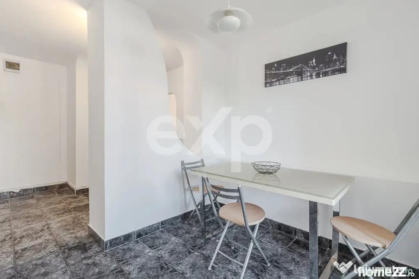 Apartament cu 3 camere decomandat în Lotus