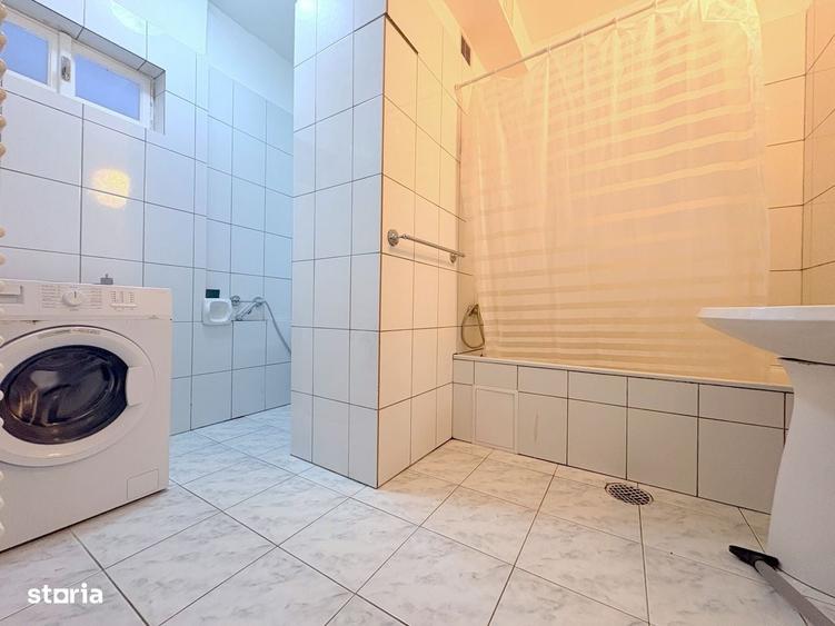 Apartament cu 3 camere decomandat în Medicină