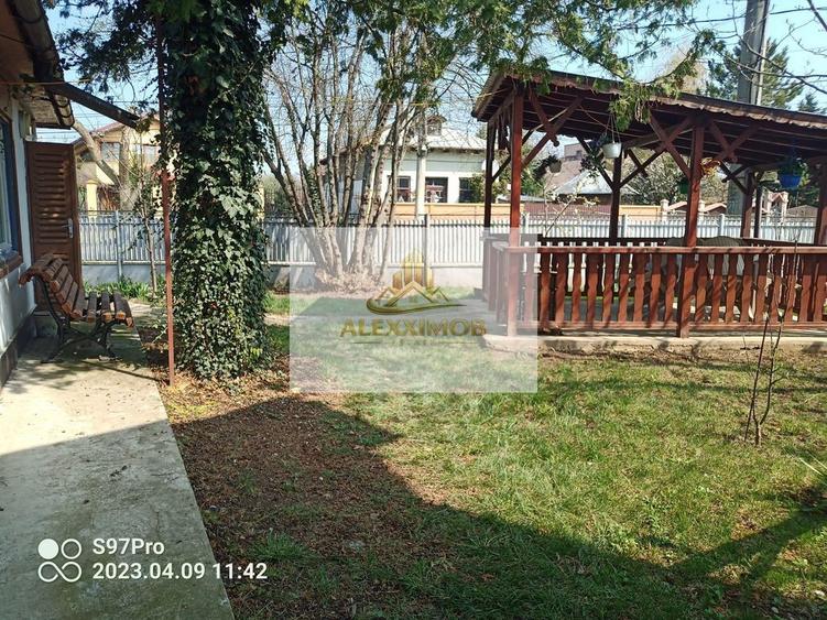 Casă cu 3 camere cu Canalizare în Ciolpani