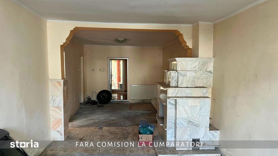 Casă cu 5 camere cu Teren 500 Mp în Goranu