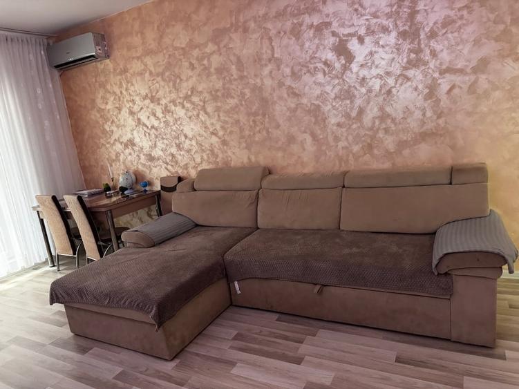 Apartament cu 3 camere decomandat, mobilat în Berceni