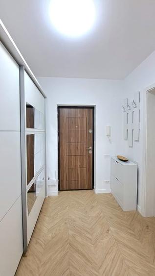 Garsonieră decomandată în Central