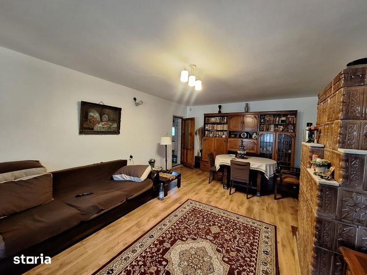 Casa 6 camere Frumusani 1000 mp teren DN4 2 centrale gaz 2 bucatarii - 19
