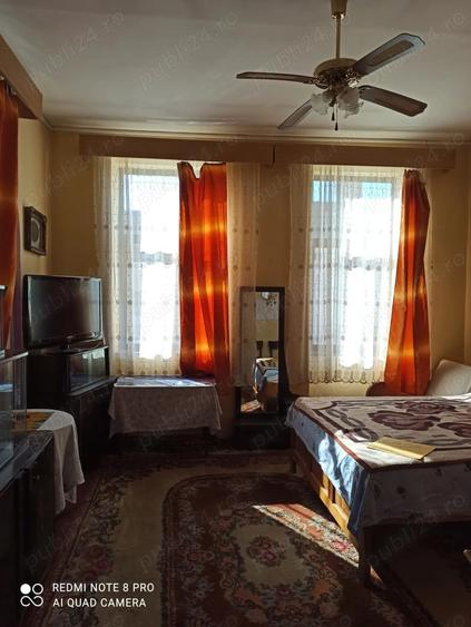 Casă cu 3 camere cu Teren 230 Mp în Central