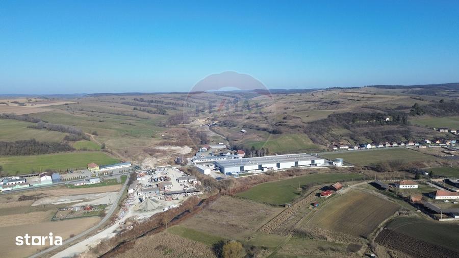 Teren de 21547 mp, în Central