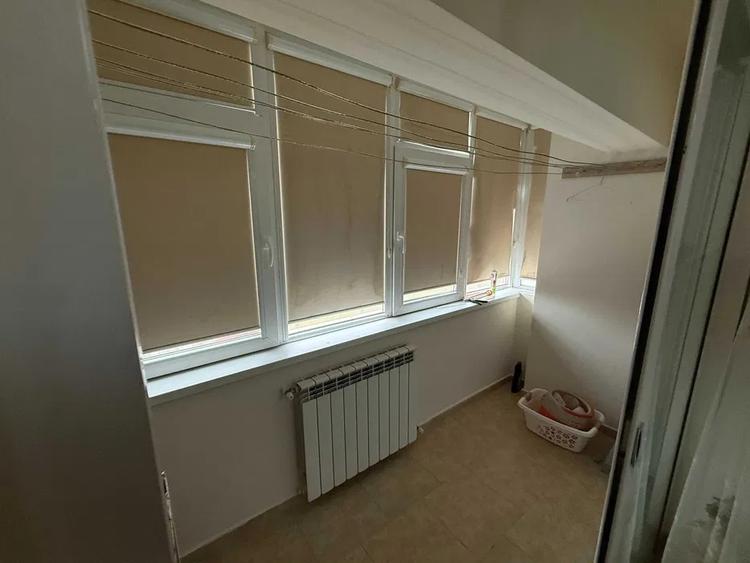 Apartament cu 3 camere decomandat, mobilat în Tomis II