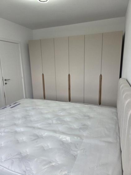 Apartament cu 2 camere semidecomandat în Sânpetru