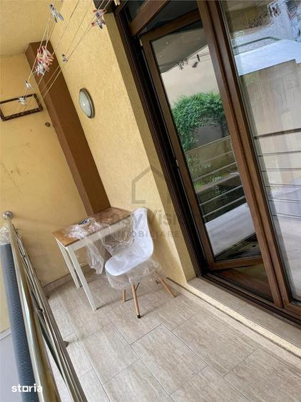 Apartament cu 3 camere în Crângași