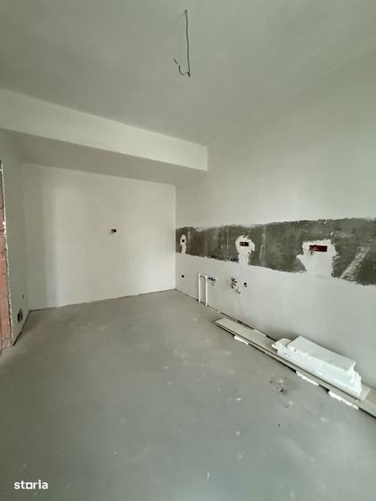 Casă cu 4 camere cu Teren 175 Mp în Industriilor