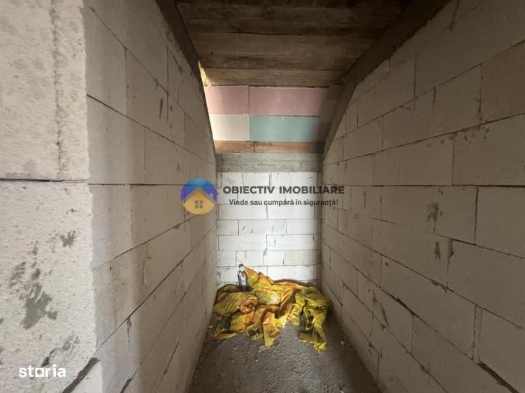 Casă cu 4 camere cu Teren 953 Mp în Gura Văii