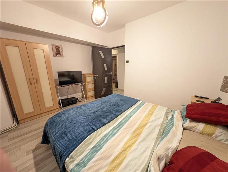 Apartament cu 2 camere decomandat în Ultracentral