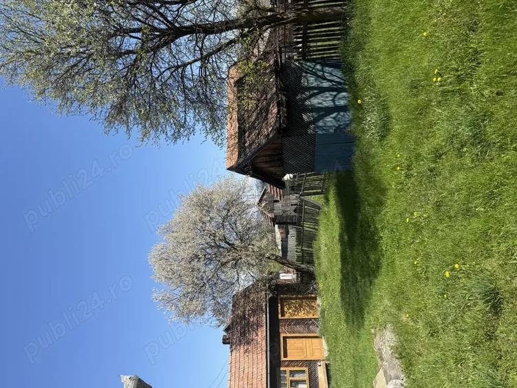 Casă cu 6 camere în Toplița