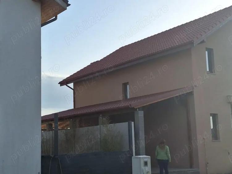 Casă cu 3 camere în Central