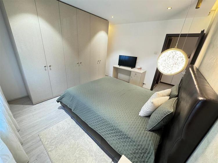 Apartament cu 3 camere decomandat în Lunca Cetățuii