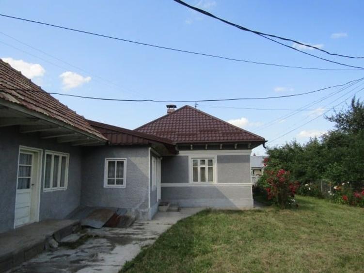Casă individuală cu 5 camere cu Garaj în Săvinești