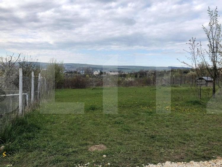 Teren Construcții intravilan de 606 mp, în Sopor
