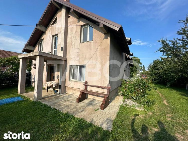 Casă cu 3 camere cu Teren 300 Mp în Hârseni