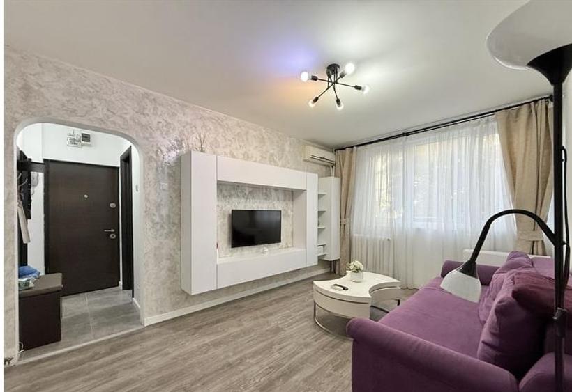 Apartament 4 camere renovat etaj 3 metrou Romancierilor - 3