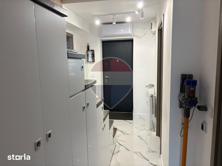 Casă cu 3 camere cu Teren 250 Mp în Tractorul