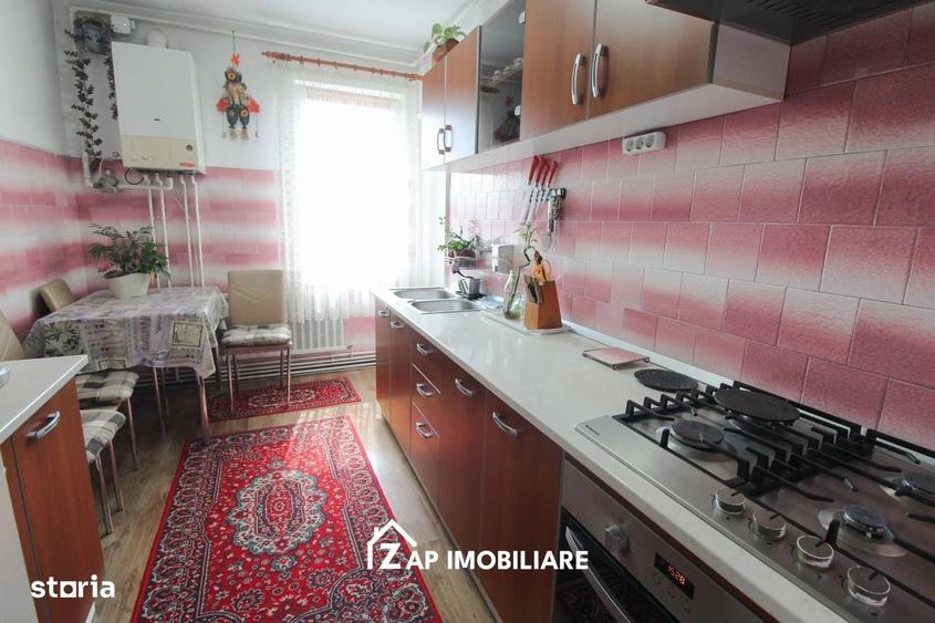 Apartament cu 2 camere decomandat în Tudor