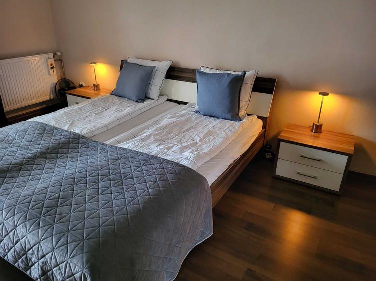 Casă cu 4 camere cu Teren 600 Mp în Central