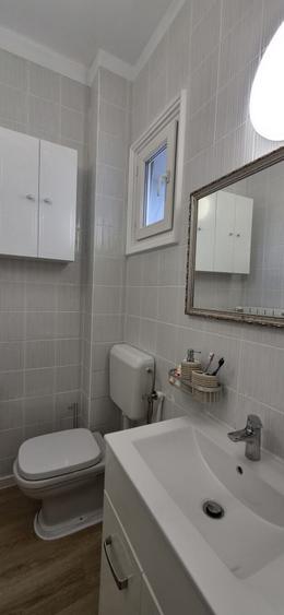 Apartament cu 2 camere semidecomandat, mobilat în Parcul Carol