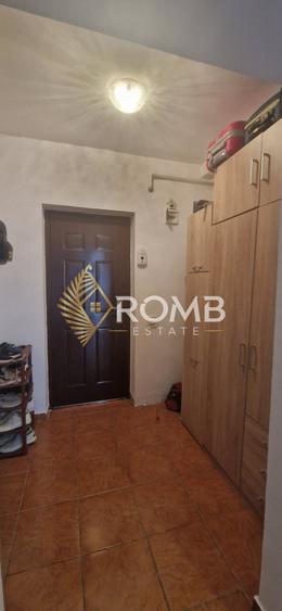 Garsonieră semidecomandată, mobilată în Florești