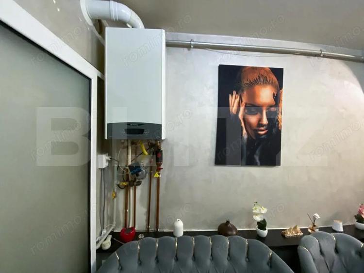 Apartament cu 3 camere semidecomandat în Central