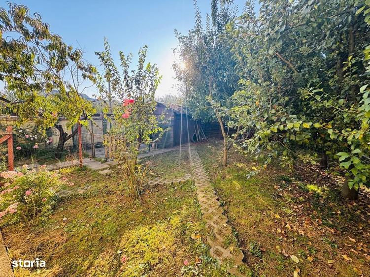 Casă cu 3 camere în Central