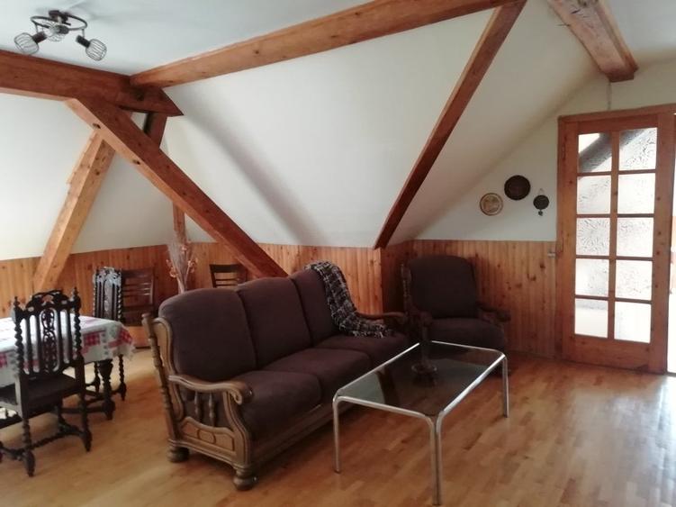 Apartament cu 3 camere semidecomandat în Ultracentral