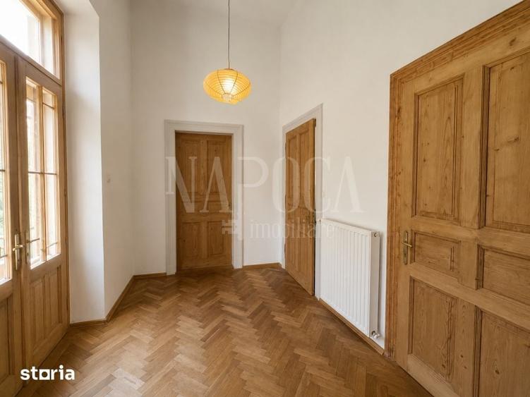 Apartament cu 3 camere semidecomandat, mobilat în Mărăști