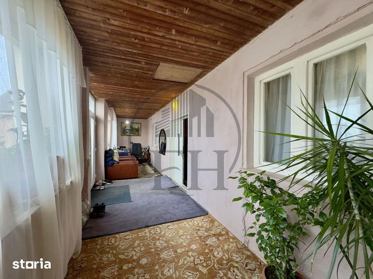 Casă cu 4 camere cu Teren 1054 Mp în Corbu