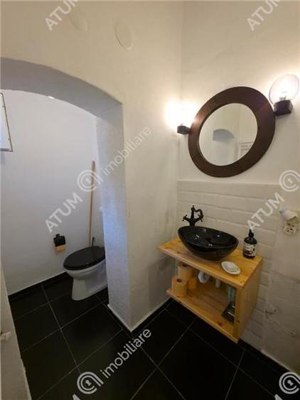 Apartament cu 2 camere nedecomandat, mobilat în Terezian