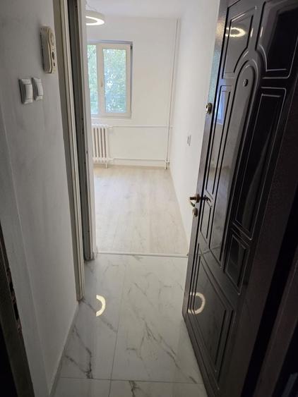 Garsonieră semidecomandată în Central
