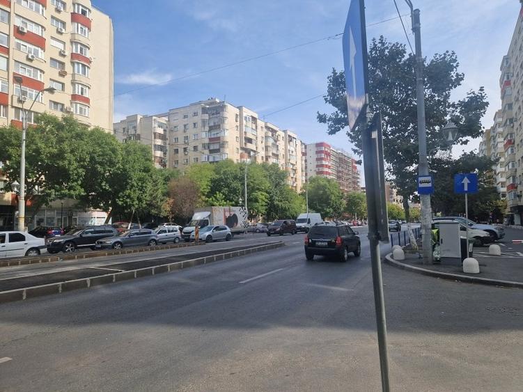 Oltenitei- Sun Plazza Mall, 82  mp,- chirie 1400 euro/ luna - 7