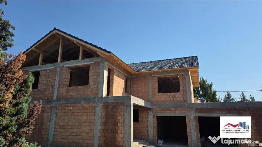 Casă cu 4 camere cu Teren 500 Mp în Sângeorgiu de Mureș