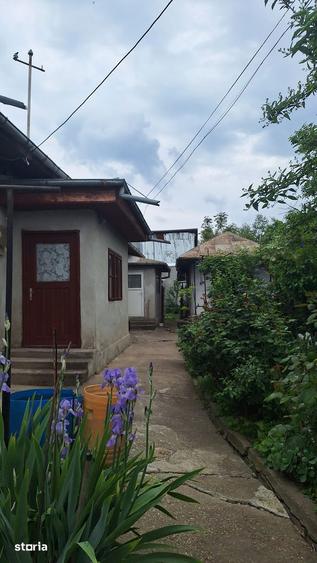 Casă cu 4 camere cu Teren 355 Mp în Central
