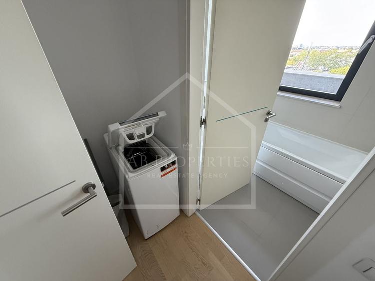 Apartament cu 3 camere decomandat, mobilat în Aviației