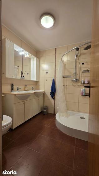 Apartament cu 3 camere decomandat, mobilat în Rahova
