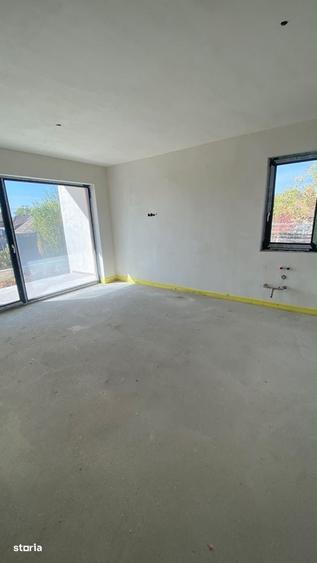 Apartament cu 3 camere în Republicii