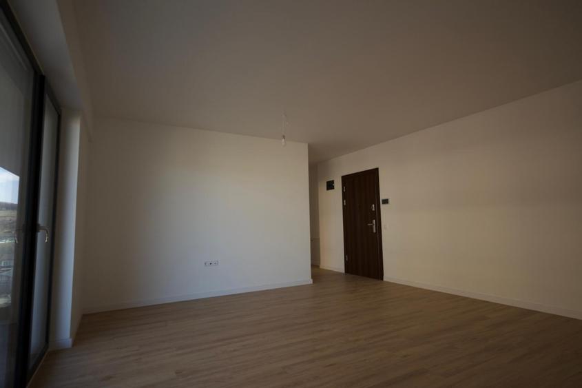 Apartament cu 2 camere decomandat în Sud