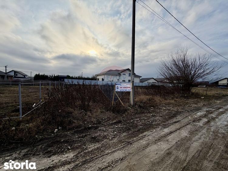 Teren de 500 mp, în Câmpineanca