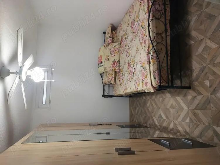 Casă cu 6 camere cu Teren 250 Mp în Central