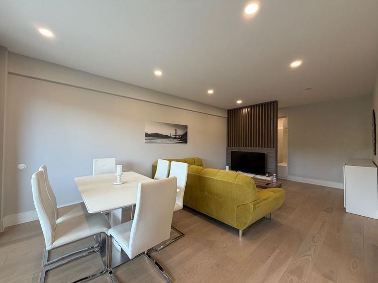 Apartament cu 3 camere decomandat, mobilat în Pipera