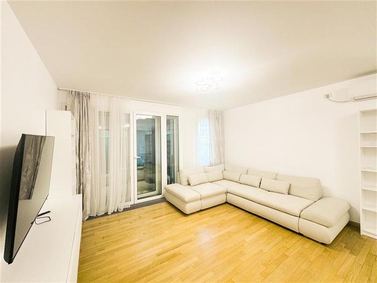 Apartament cu 3 camere semidecomandat, mobilat în Herăstrău
