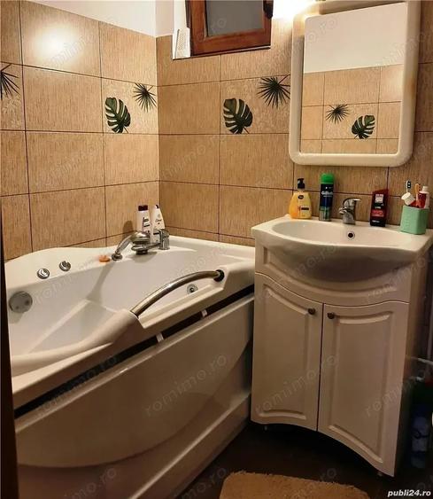 Apartament cu 2 camere decomandat în Gara de Nord